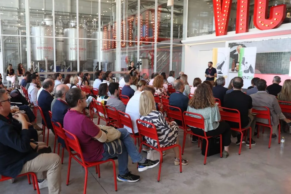 Ale Sandino - Consultor y Coach en Comunicación